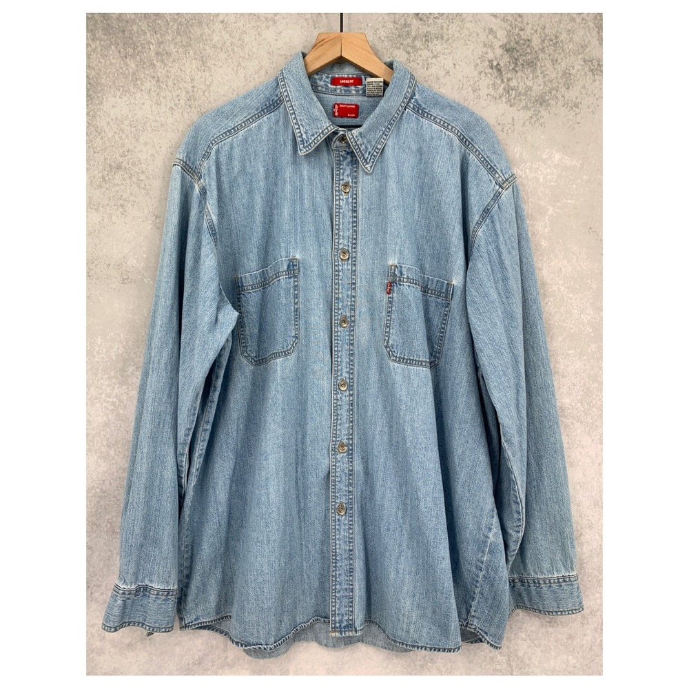Vintage Levis Denim Button Up Shirt Men XL Light Wash Loose Fit Metal Buttons